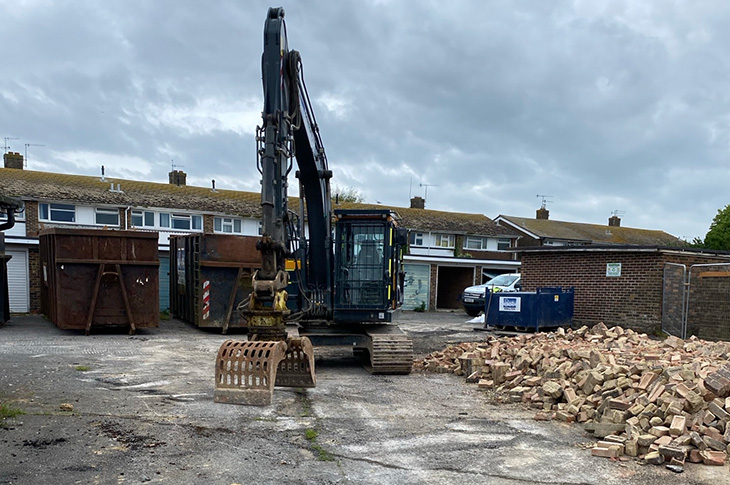 Gravelly Crescent, Lancing - progress on site - May 2024 (2)
