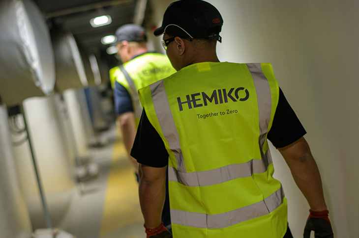 Hemiko hi vis man (copyright Hemiko)