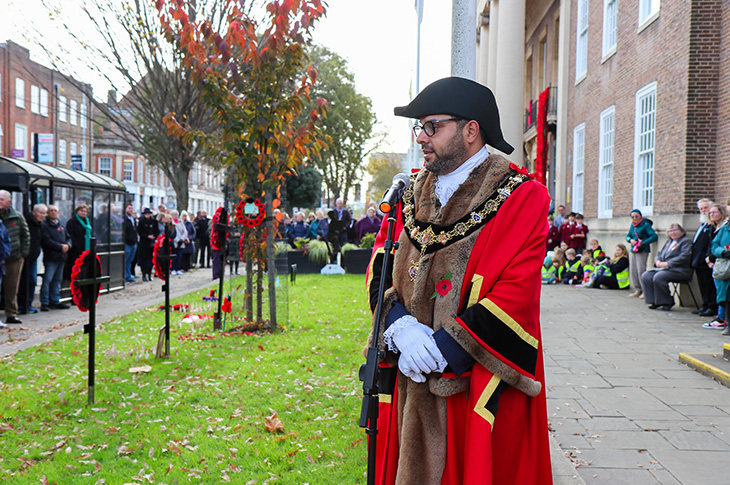 PR24-078 - The Mayor of Worthing, Cllr Ibsha Choudhury, wearing the new mayoral robe at the Armistice Day service (2024)