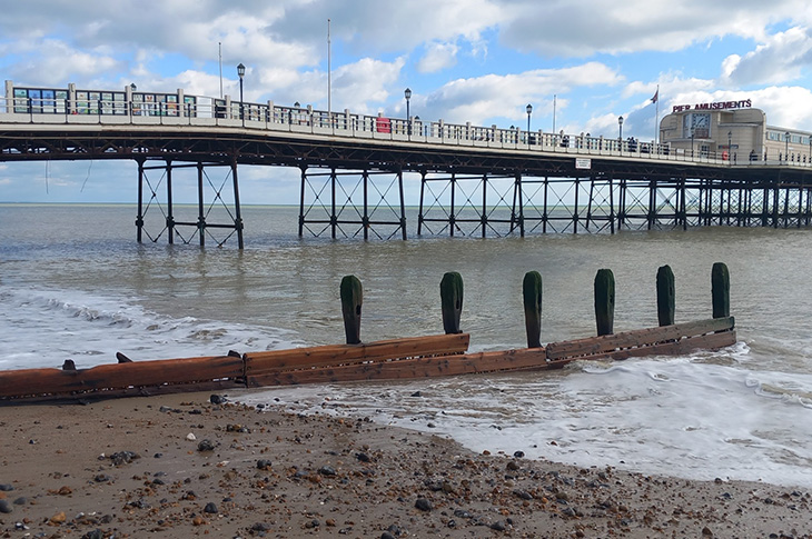 PR25-017 - Groyne in need of repair near Worthing Pier