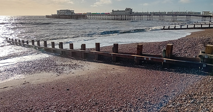 Worthing beach - Area 1 - Warwick Road to the Pier